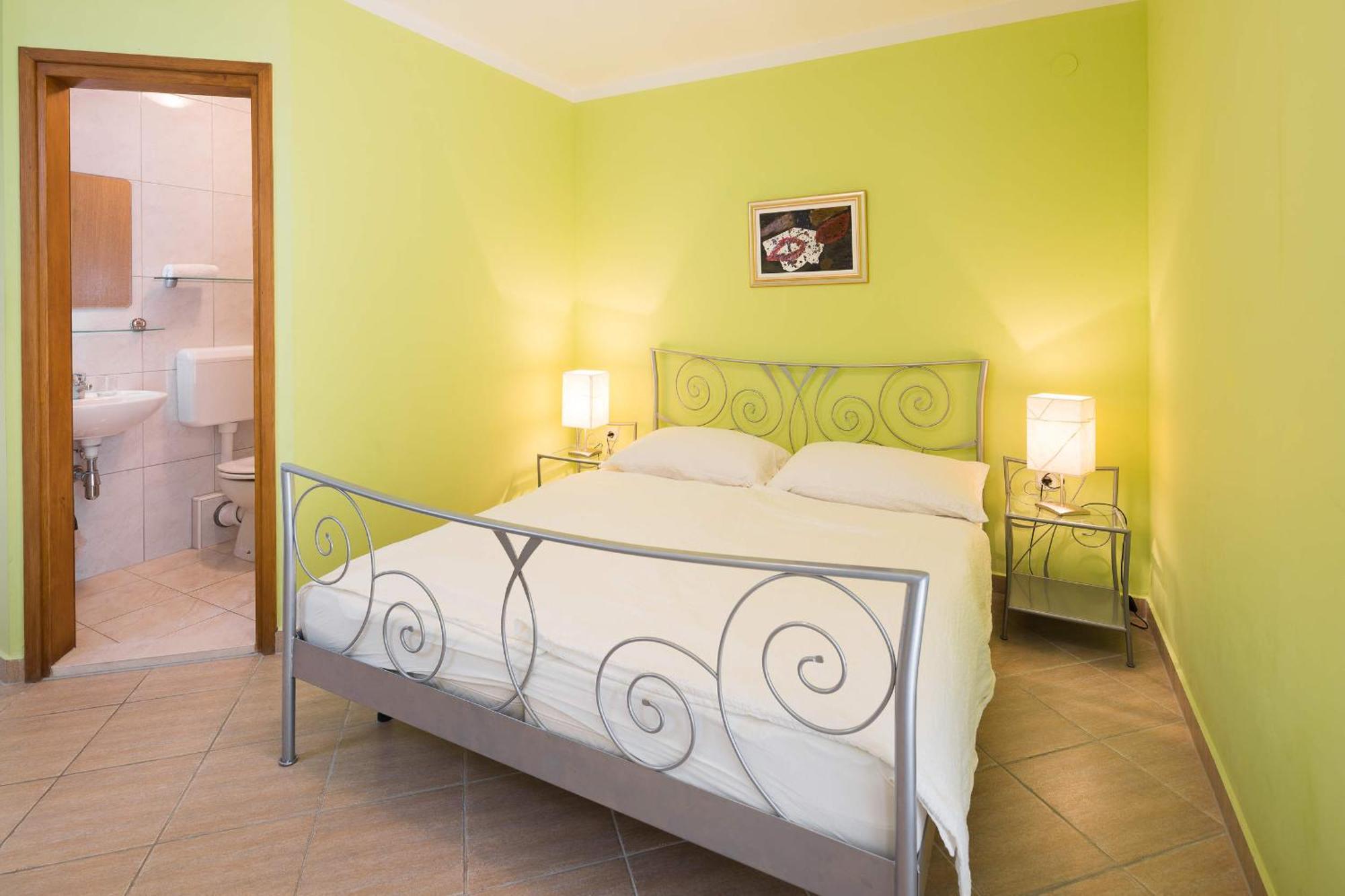 Pansion Marjan Zavala Quarto foto
